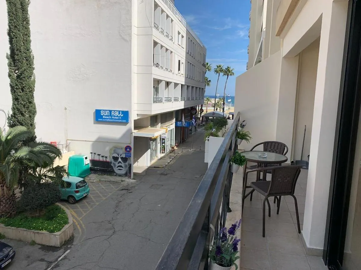 Apartament Sabine - Finikoudes 102 Larnaca
